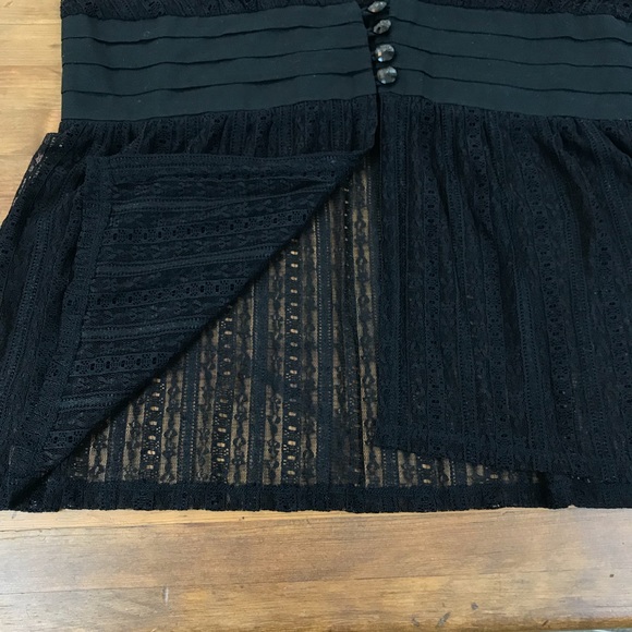 Torrid Black Lace Top Sheer Tank Blouse V Neck 1X - Picture 6 of 8